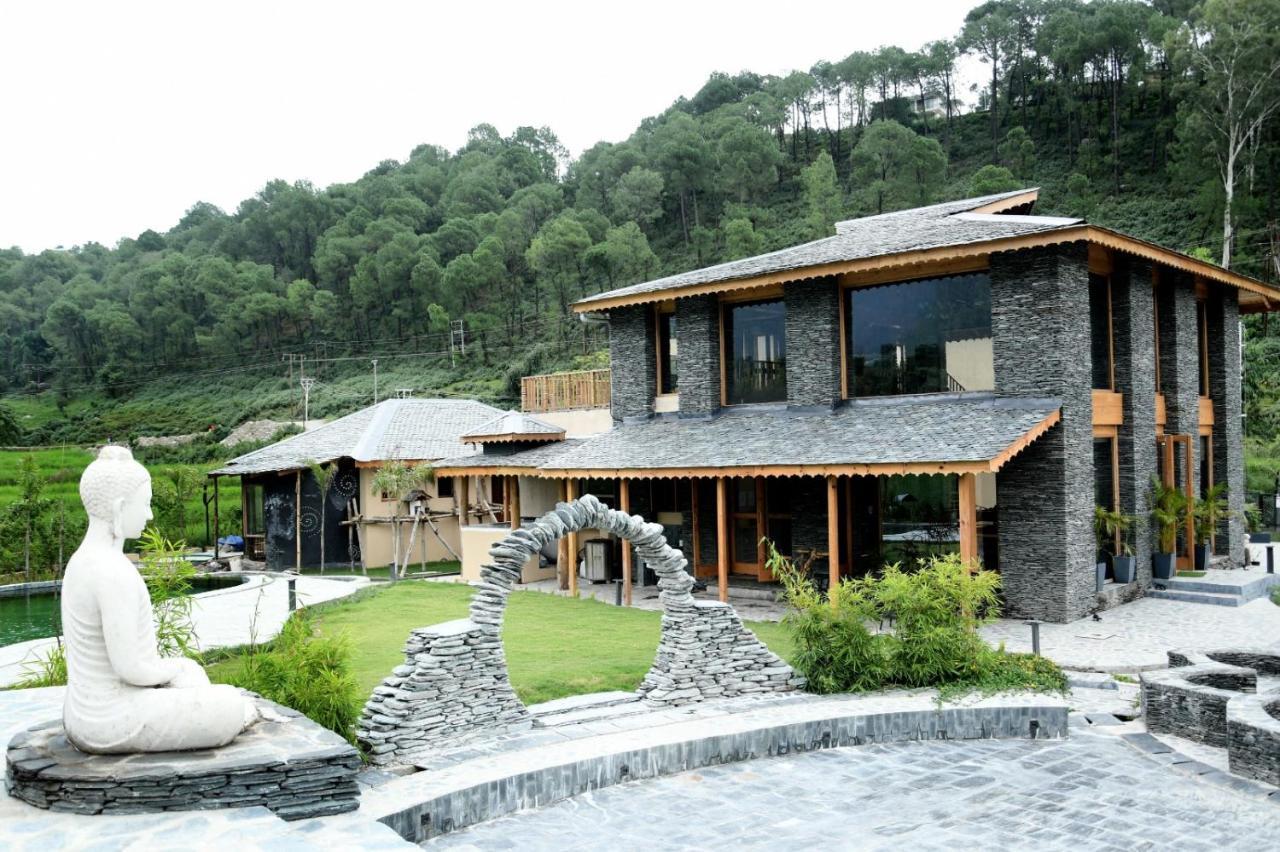 Osho Himalayas Wellness Resort Kangra Ngoại thất bức ảnh